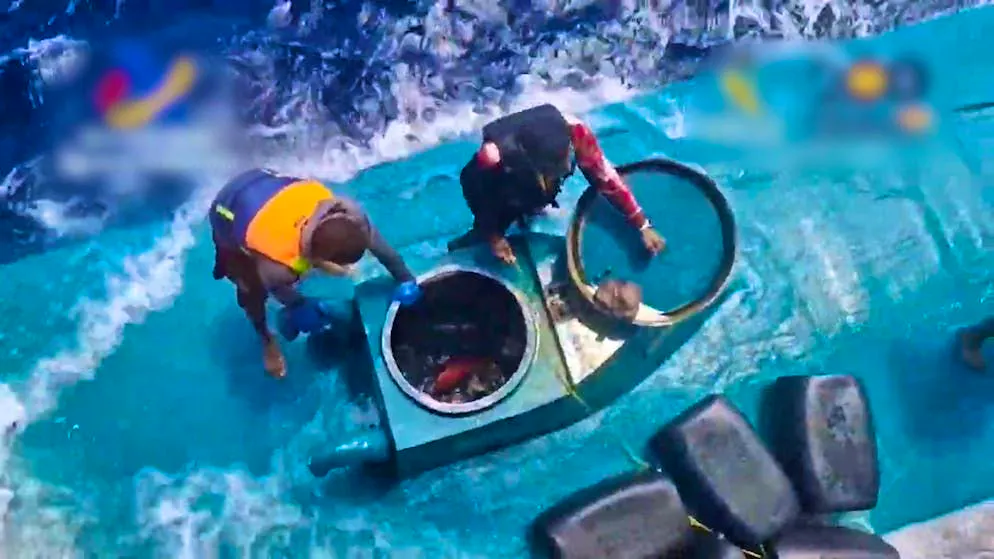 Drug raid in Spain. Cocaine smugglers sink their own submarine