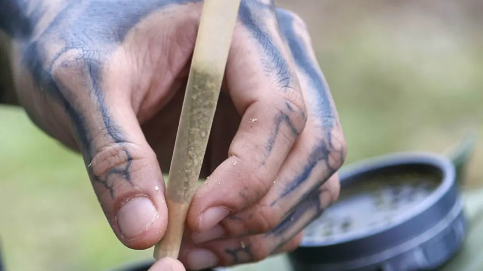 Dal progetto pilota in corso a Basilea Campagna è emerso che i partecipanti stanno progressivamente passando da modalità di assunzione della cannabis "tradizionali" ad alternative "meno dannose per la salute", come quelle rappresentate dai cosiddetti "edibles". (Foto simbolica)