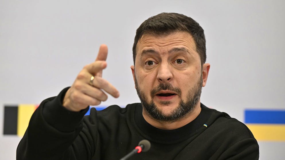 Selenskyj appelliert an seine Verbündeten für mehr Flugabwehrsysteme.