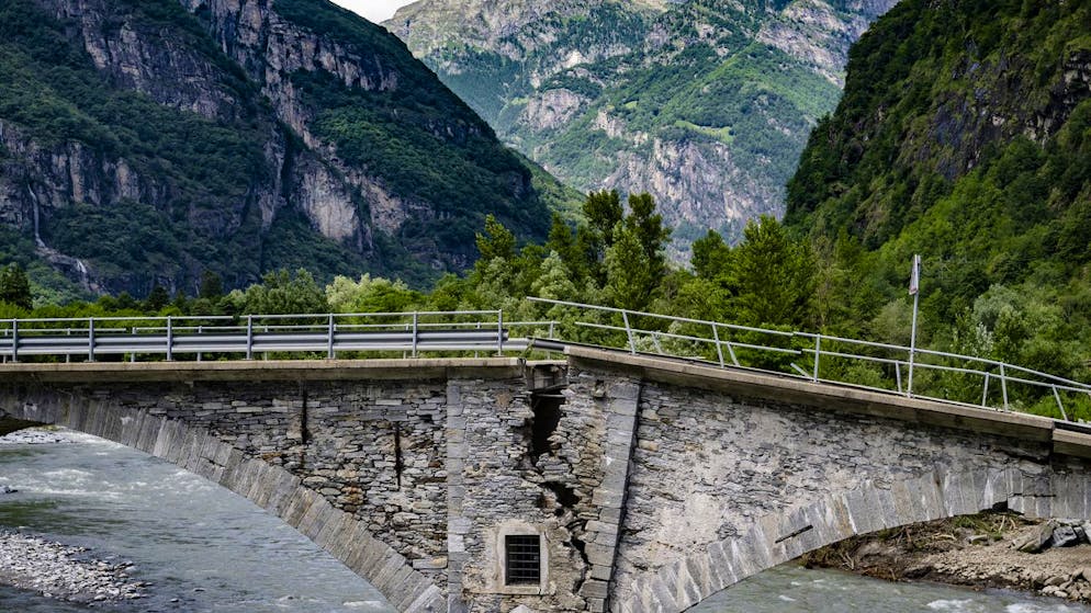 Il bilancio peggiora. Alluvione in Alta Vallemaggia, annunciati altri 4 dispersi. È tornata la telefonia mobile
