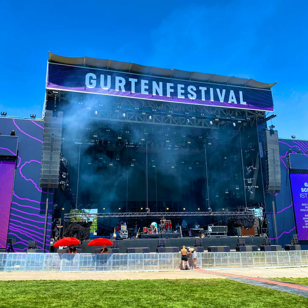 It gets loud here from 16:00: The main stage of the Gurtenfestival.