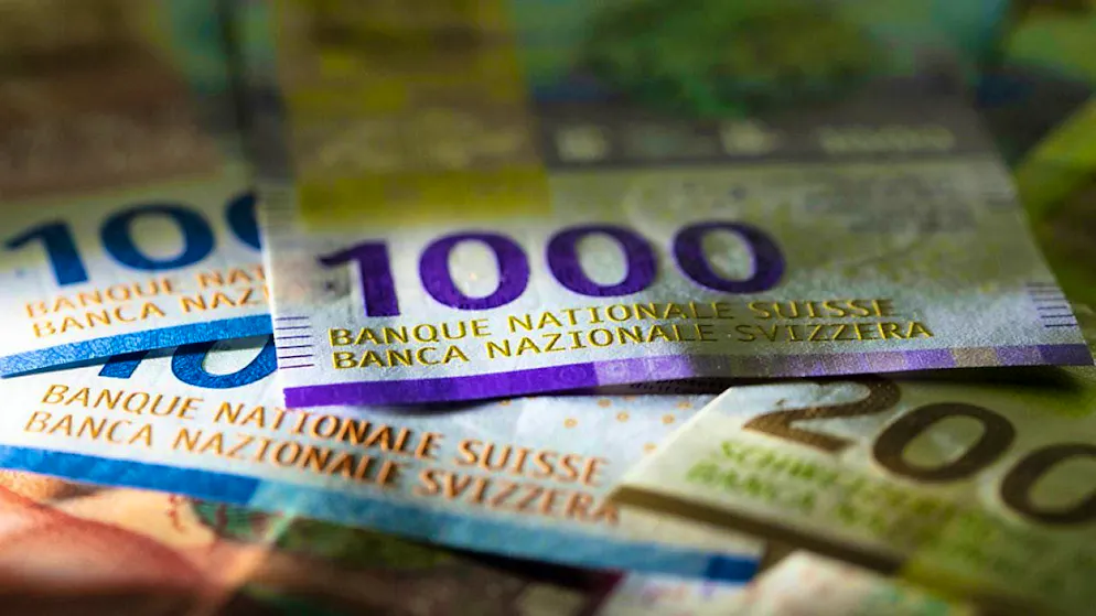 The city of Biel has set itself a provisional restructuring target of CHF 45 million per year. (symbolic image)