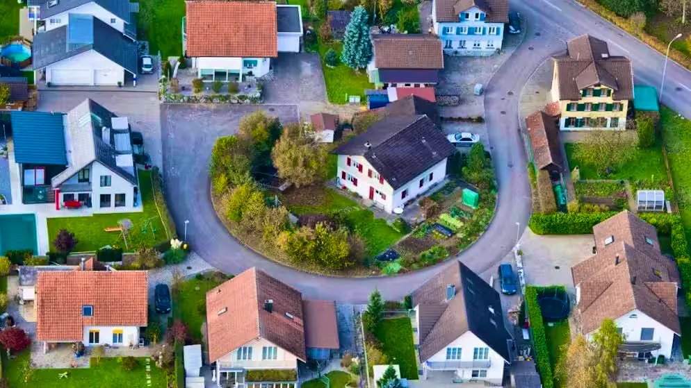 Saron mortgages are still slightly more expensive despite the further reduction in the prime rate. (symbolic image)