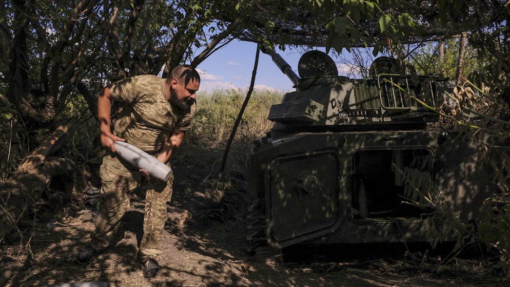 Ukrainische Soldaten am 30. Juni 2024 nahe der Frontstadt Tschassiw Jar.