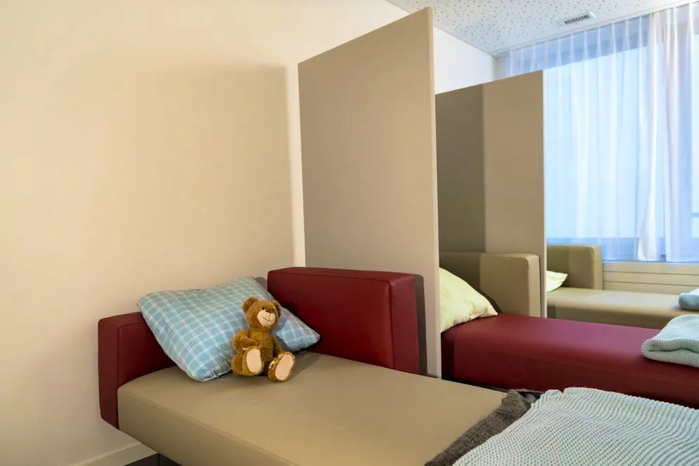 An 18-year-old with autism died of self-harm in the Königsfelden psychiatric ward in the canton of Aargau in 2021. (symbolic image)