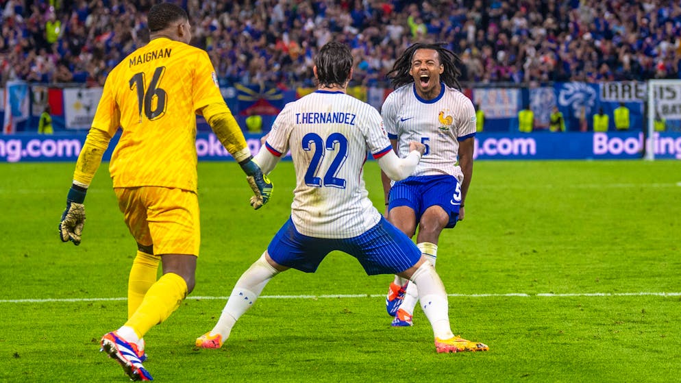 France - Portugal. La joie des Français.