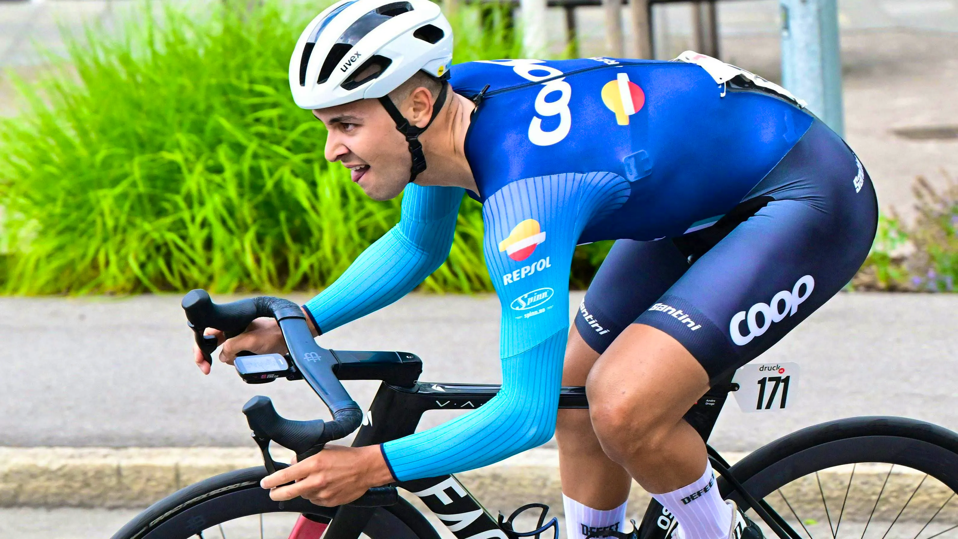 Norwegian dies after crash. Next death shakes cycling - Pogacar: 