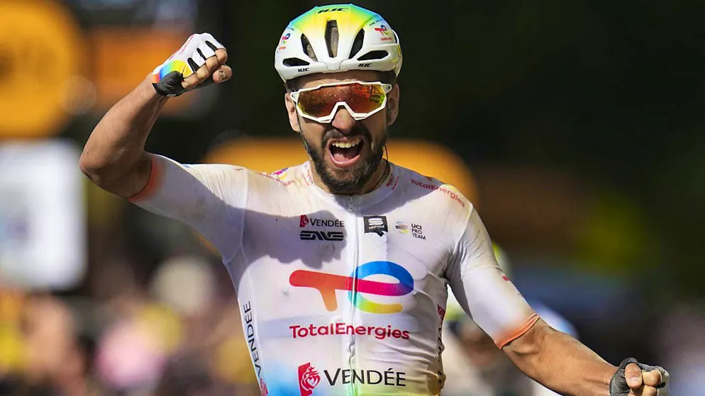 Anthony Turgis celebrates in Troyes