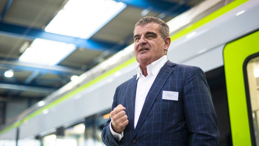 Spuhler nach Österreich?. Stadler-Boss droht, wegen Juso-Initiative auszuwandern