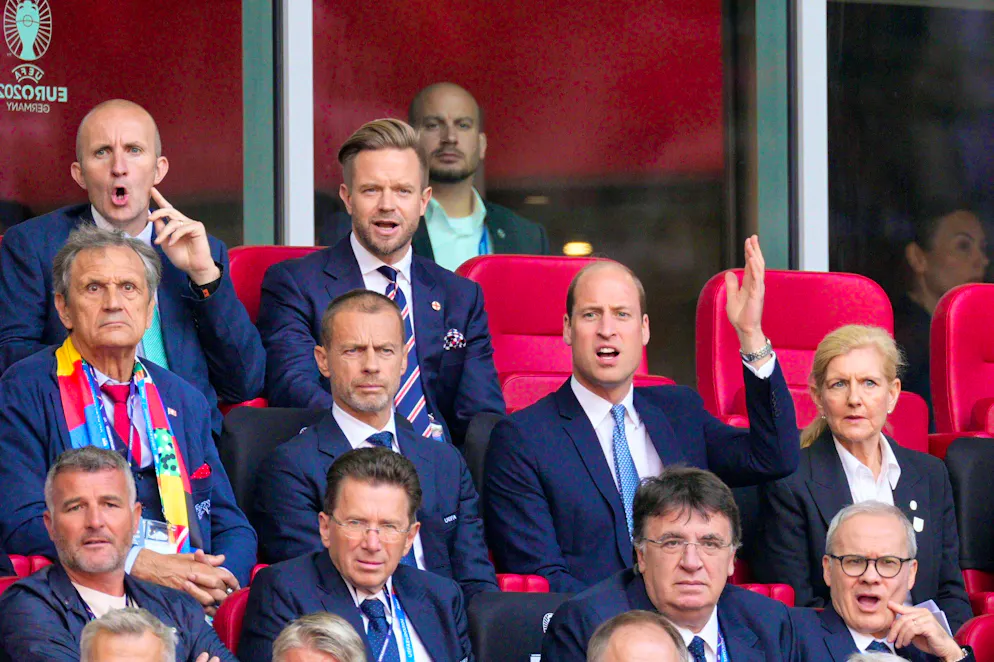 Prince William at the England-Switzerland match. On Twitter, Prince William describes the quarter-final as "nail-biting until the end".