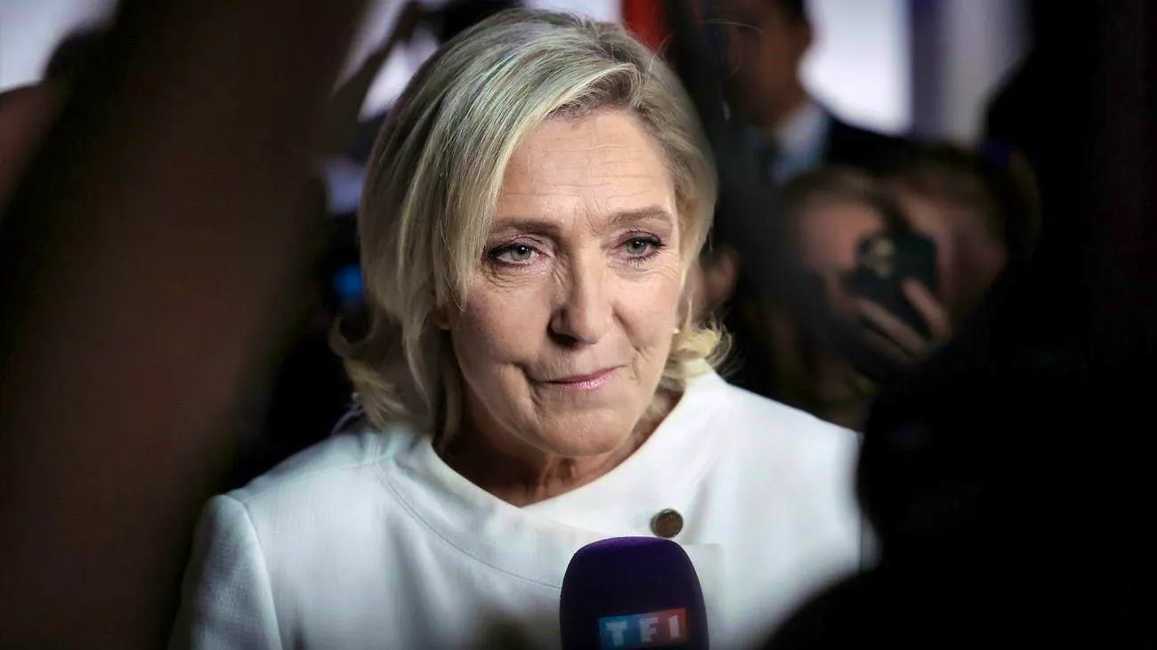 Political upheaval in France. Left surprisingly ahead, right-wing nationalists only reach third place - Prime Minister resigns