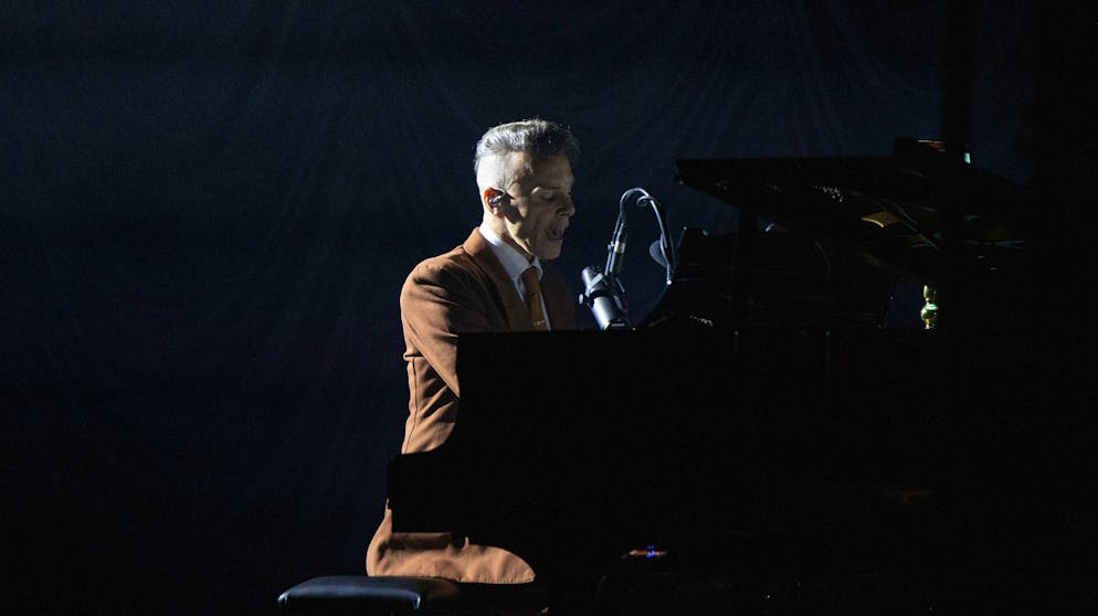 Montreux Jazz Festival 2024: Asaf Avidan. Grosse Emotionen am Sonntagabend beim Konzert von Asaf Avidan im Casino. 