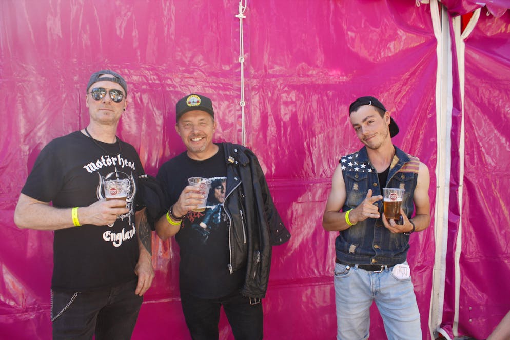 Montreux Jazz Festival 2024: Montag. Heute Abend stehen Alice Cooper und Deep Purple auf der Seebühne am Montreux Jazz Festival. Schon am Nachmittag haben sich viele Fans eingefunden.  