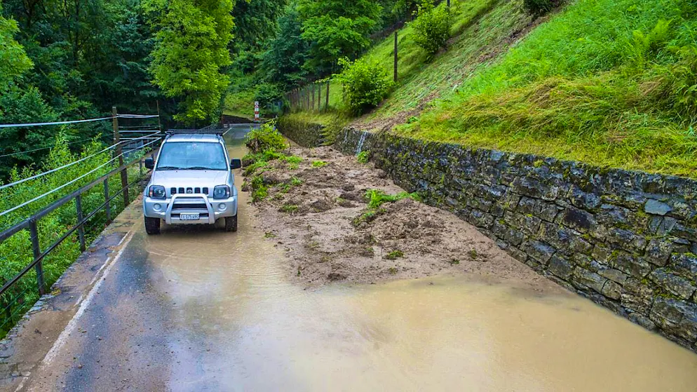 Landslides made access to the Muggio Valley in southern Ticino impossible on Sunday.