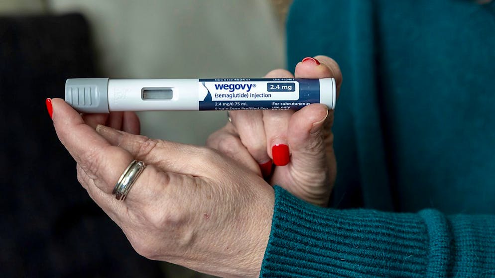 Mit Abnehmspritzen kann das Körpergewicht anhaltend reduziert werden. Bei der Wirkung gibt es aber Unterschiede zwischen den Wirkstoffen in der Spritze. Das zeigt eine Studie. (Themenbild)