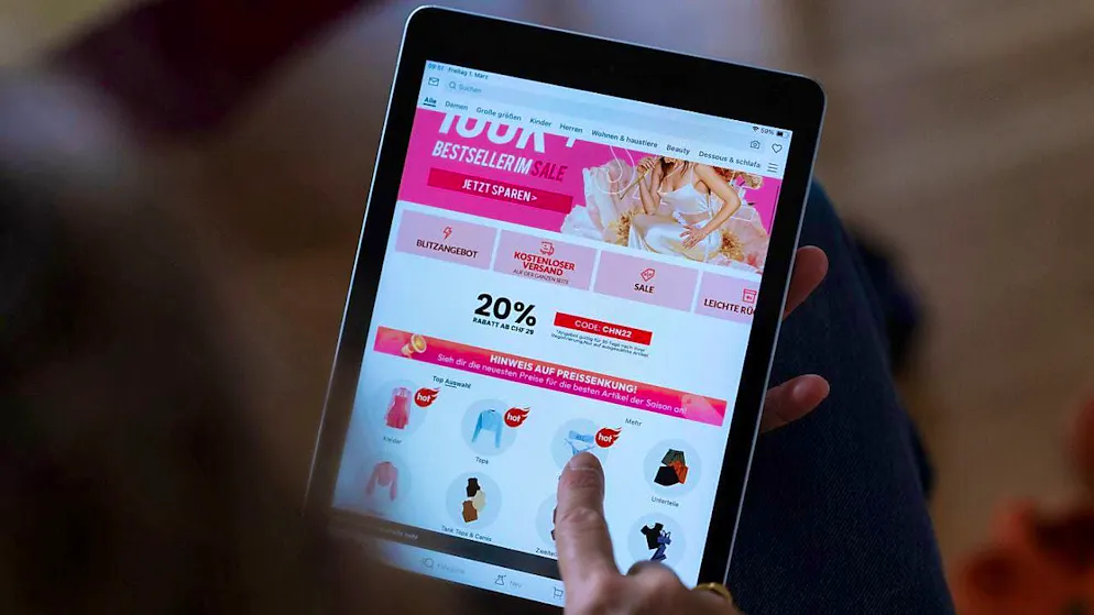 The Asian low-cost fashion retailer Shein has been criticized as a provider of cheaply produced "fast fashion". (archive picture)