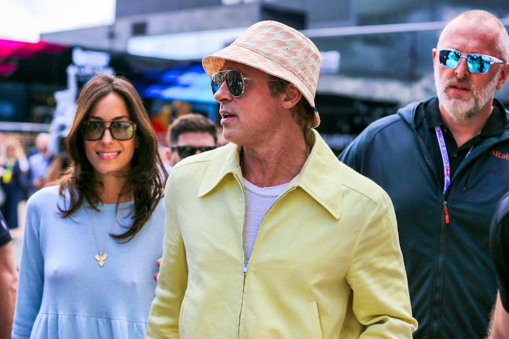 Brad Pitt shows off with Geneva girlfriend. The Geneva-based jewelry designer and the Hollywood star have been a couple for two years. De Ramon is even said to have moved in with Brad Pitt.