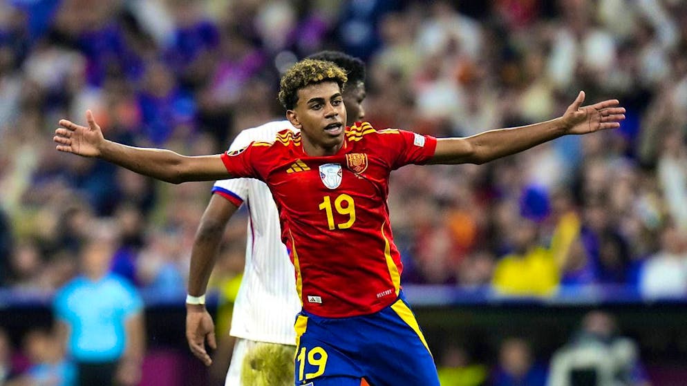 Lamine Yamal scored the equalizer for Spain in the 21st minute. Three minutes later, Dani Olmo made the final score 2:1