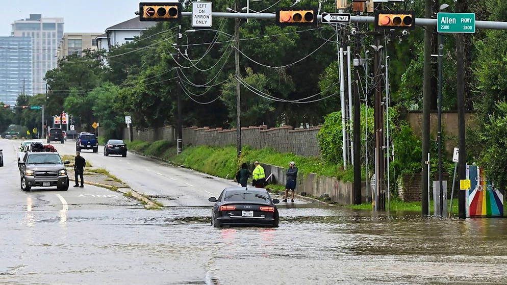 Der Hurrikan Beryl ist in Texas an Land gegangen und hat schwere Regenfälle in Houston verursacht. Foto: Maria Lysaker/AP/dpa