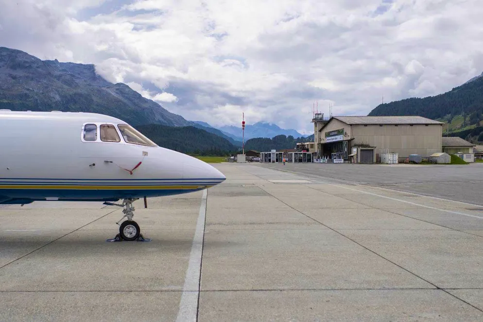 The renovation of the Samedan airfield is set to be massively more expensive than originally approved by the people.