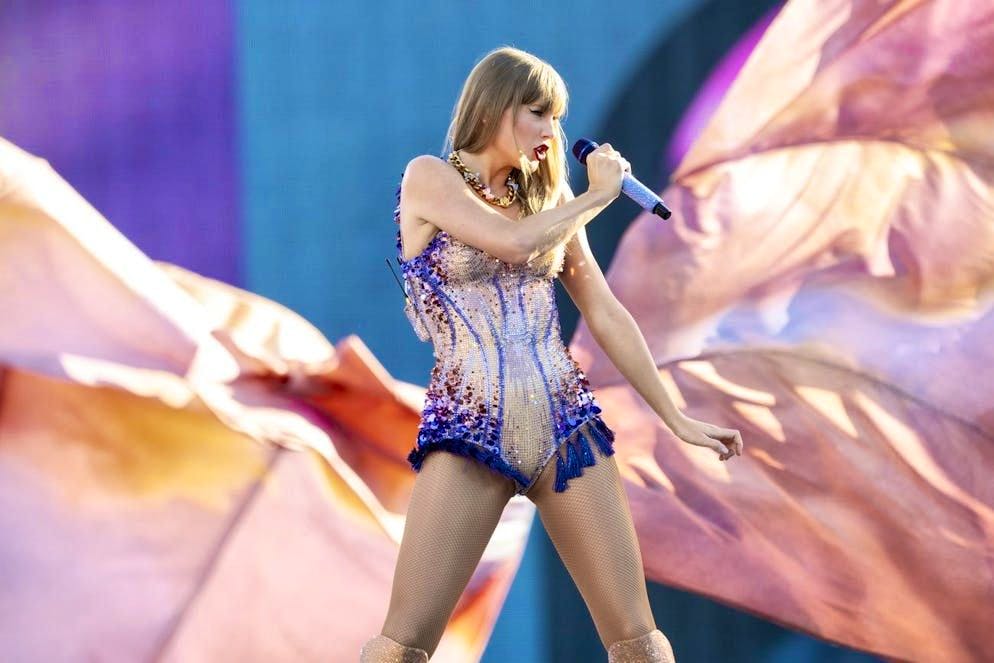 Taylor Swift in Zurich. Huge fireworks for the grand finale +++ Swiss celebrities in the audience