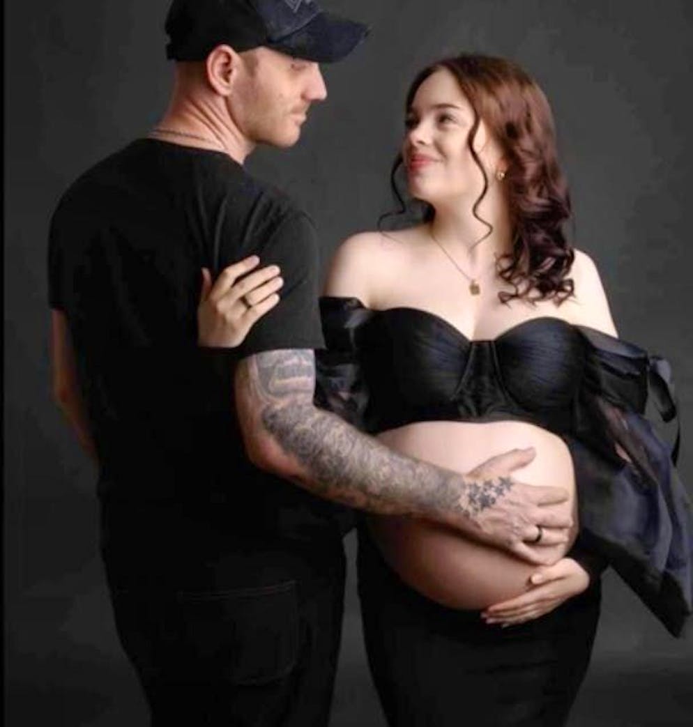 Tatjana Klingler and her husband, Tiktoker Thorty, wanted to have a child. But there were complications during the birth. Mommy Tatjana dies, baby boy Joshua is put into a coma.
