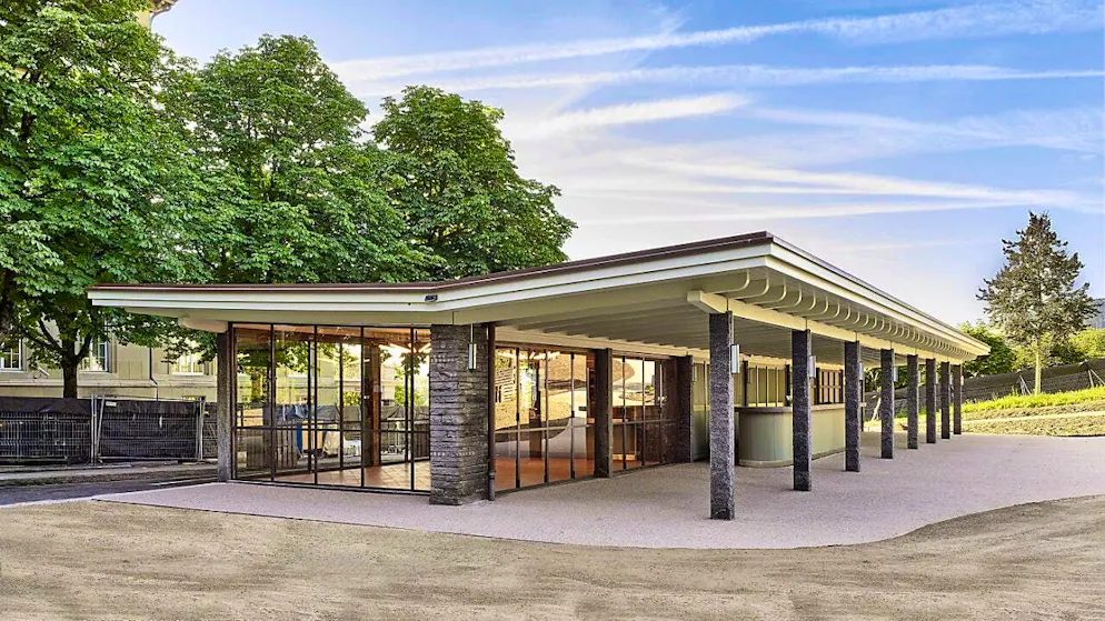 The park café on the Kleine Schanze in the city of Bern will reopen after a nine-month construction period.