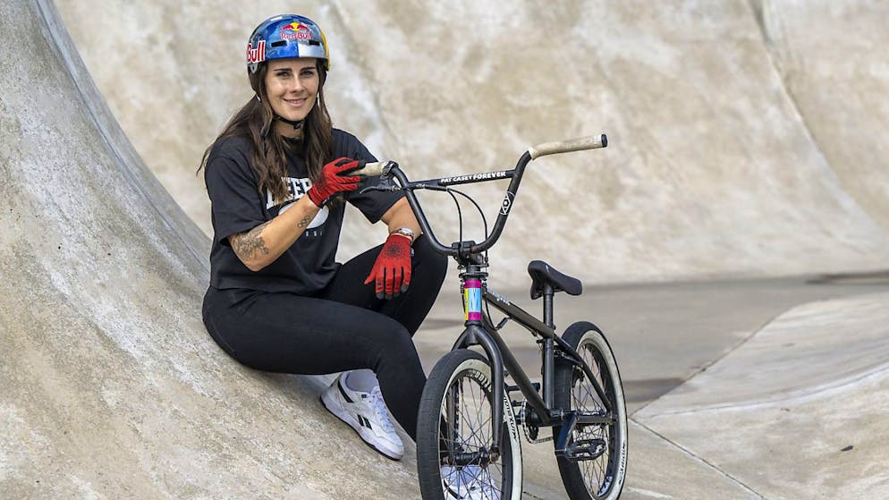 Für Nikita Ducarroz ist auch der Spass entscheidend - Gallery. Nikita Ducarroz posiert für den Fotographen.