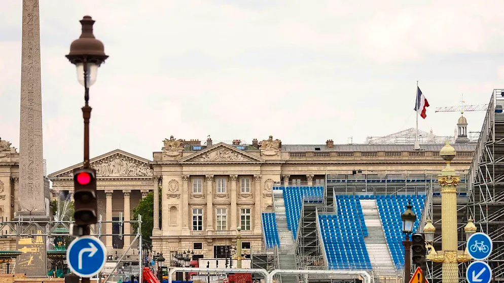 Eiffel Tower, Versailles, Tahiti - iconic sports venues - Gallery. In the heart of Paris: Place de la Concorde hosts the spectacular street competitions in skateboarding, breaking, BMX freestyle and 3x3 basketball.