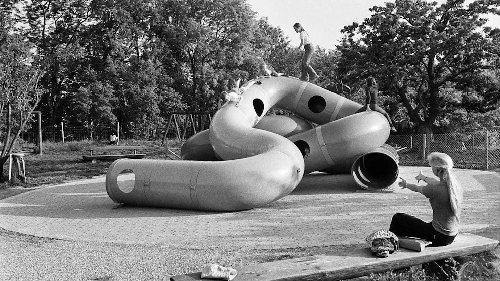 A Lozzi worm by the late artist Yvan "Lozzi" Pestalozzi on the playground in Signal de Bougy in the canton of Vaud in 1975.