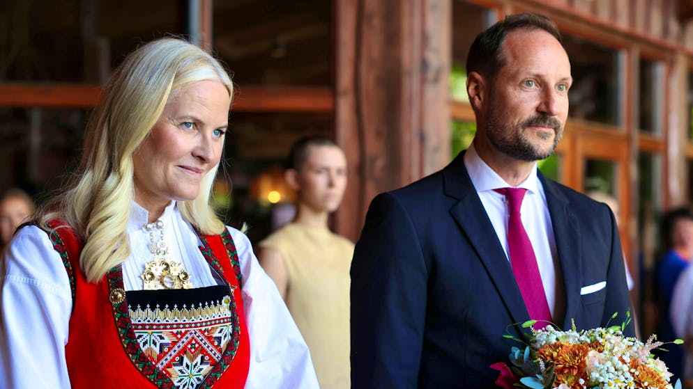 This is how much money queens earn: Sweden in the lead, Spain brings up the rear. The heir to the throne, Mette-Marit and Haakon, receive one million.