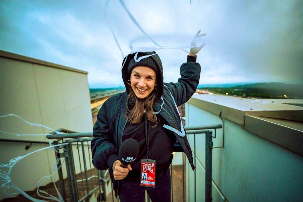 Bötschi asks Bettina Bestgen. 