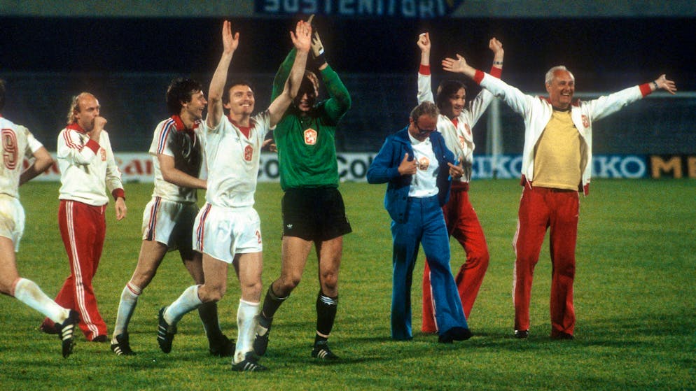 The Czechoslovakians celebrate their third place at the 1980 European Championship.