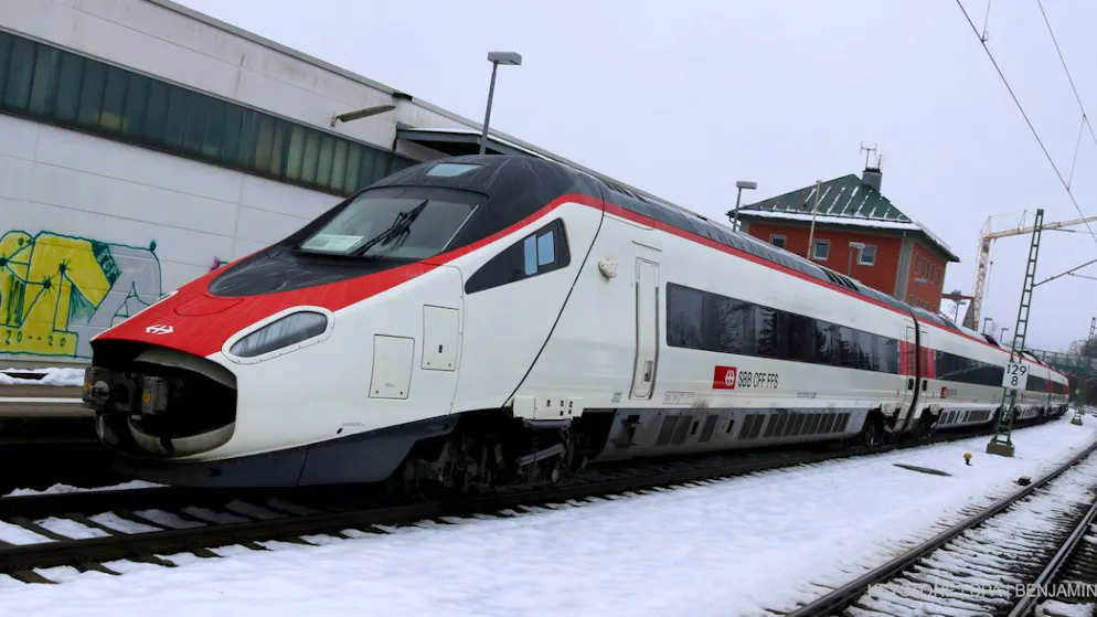 Die SBB unterziehen ihre 19 Astoro-Züge nach 3,2 Millionen Kilometern einer Renovation. (Archivbild)