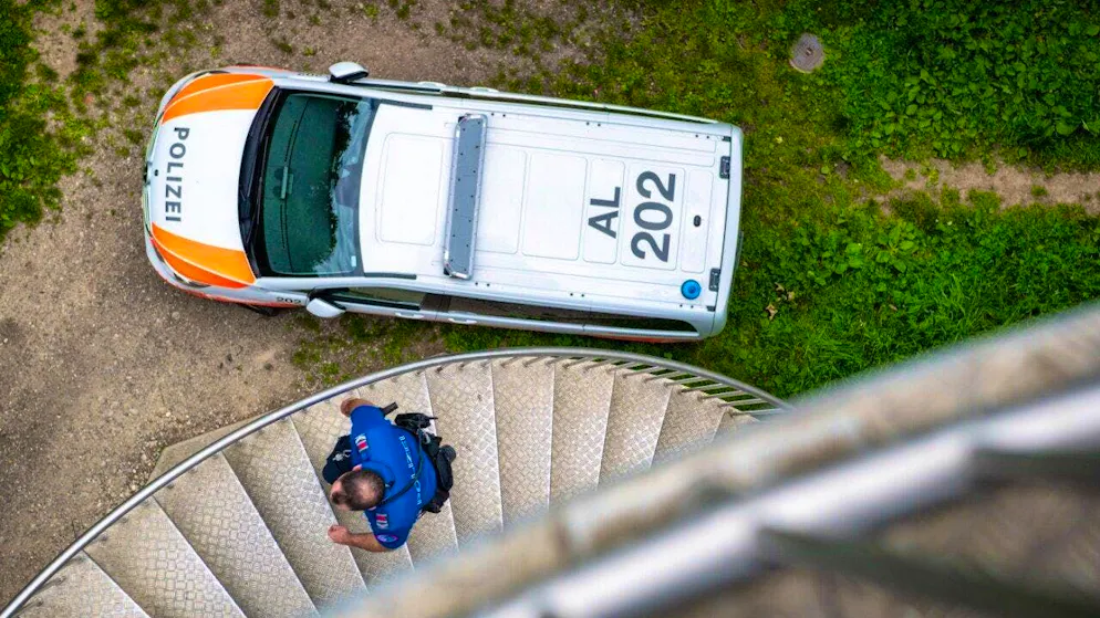 Winterthur's municipal police are getting new equipment for demonstrations and football matches. (symbolic picture)