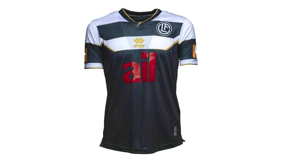 The kits of the Super League clubs 2024/25. FC Lugano is not reinventing the wheel with the home jersey 24/25.