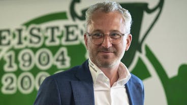 Sportchef Roger Stilz, aufgenommen bei der Antritts-Pressekonferenz von Trainer Enrico Maassen, am Mittwoch, 19. Juni 2024, in St. Gallen. Maassen folgt auf Peter Zeidler, der den Klub nach sechs Jahren Richtung Deutsche Bundesliga verlassen hat. (KEYSTONE/Gian Ehrenzeller)