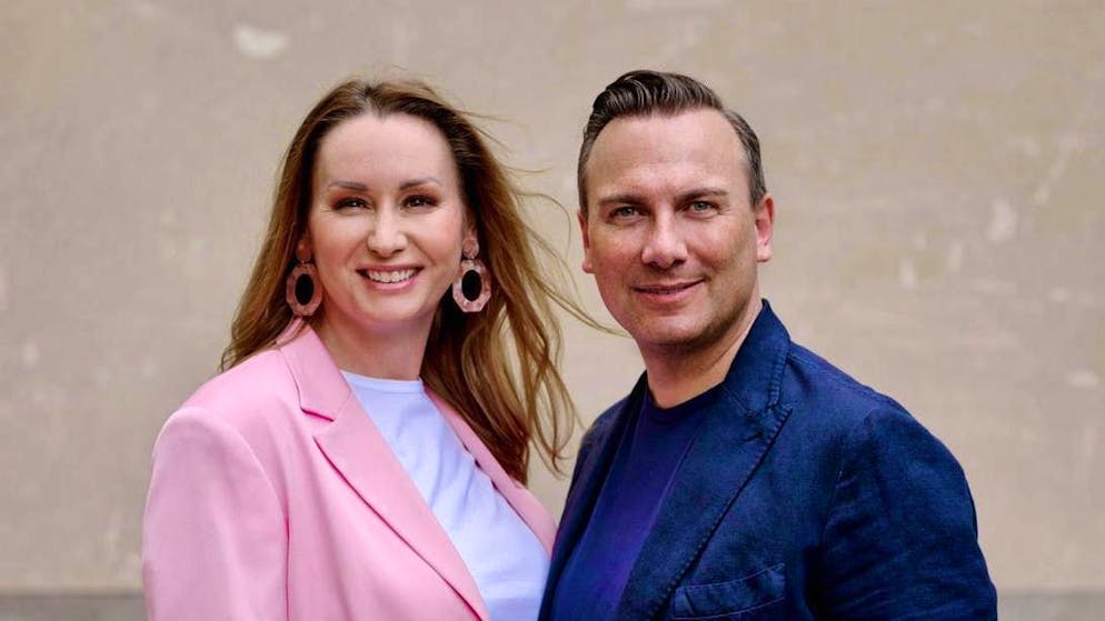 "We open doors, but the restaurateurs have to go through and live the change themselves": Katharina Raue, who supports her husband Tim with advice, action and expert knowledge in the TV series "Raue - Der Restaurantretter".