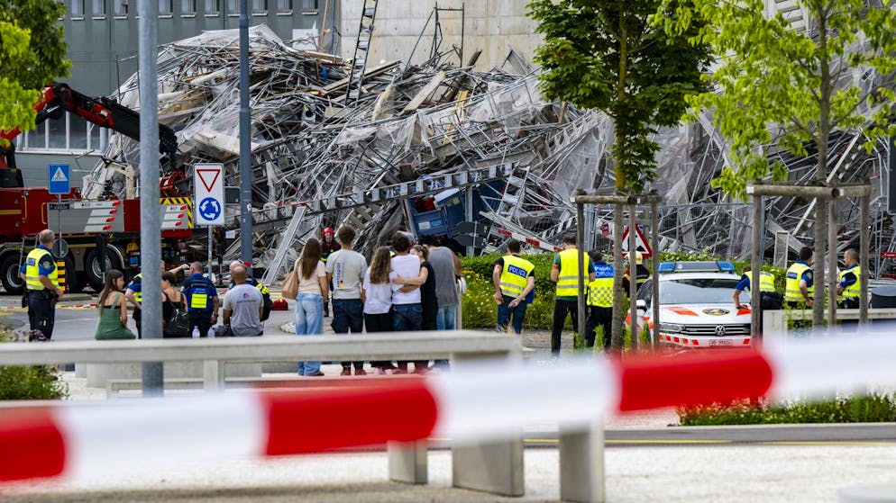 Intervention en cours. Grave accident après l'effondrement d'un échafaudage à Prilly !