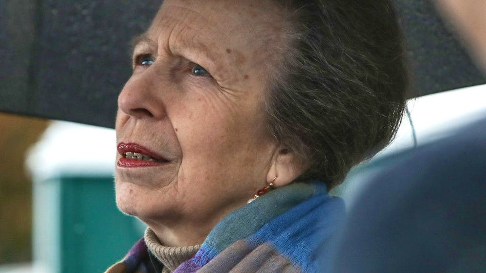 Royal Family senza tregua. La principessa Anna «non ricorda» l'incidente, ha vuoti di memoria