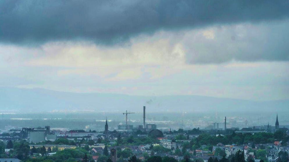 Nella città tedesca di Darmstadt, un bambino di un anno è caduto da una finestra ed è stato preso da un passante. (foto d'archivio)