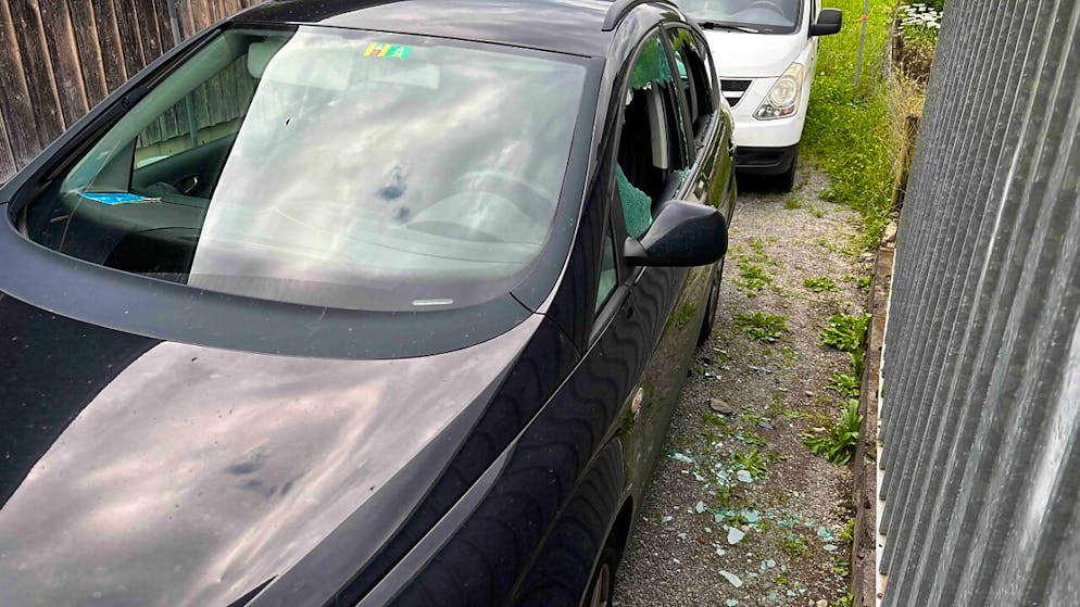 Die mutmasslichen Diebe brachen in Stalden und Sarnen Autos auf.