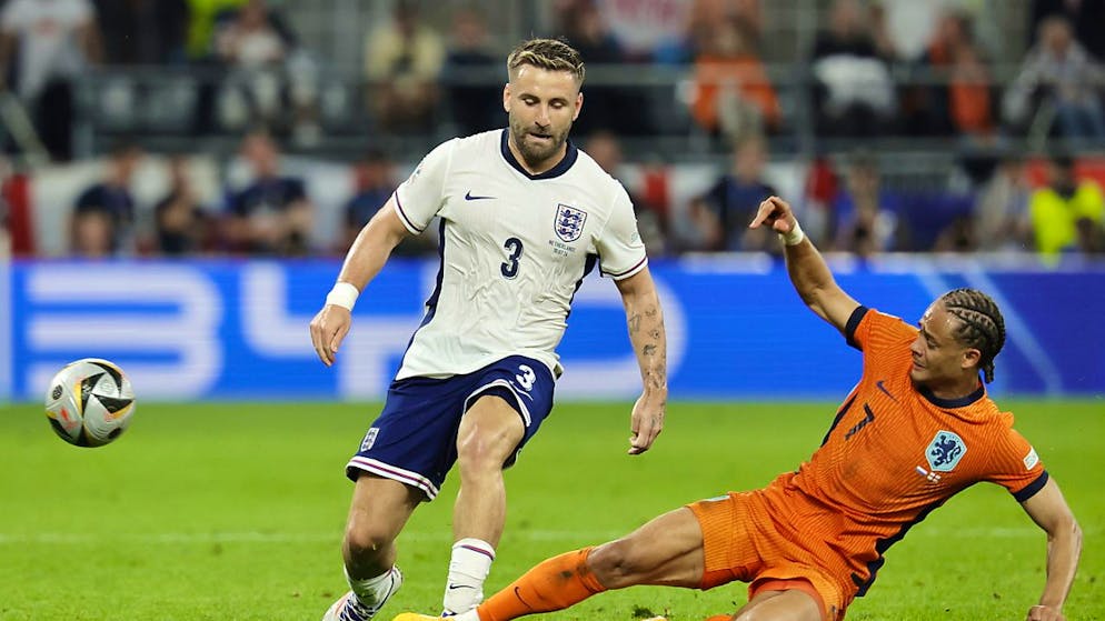 Luke Shaw jouera d'entrée face à l'Espagne.