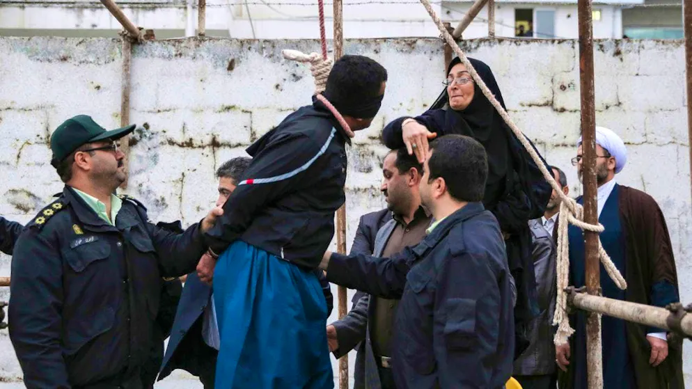 The number of countries that have abolished the death penalty has risen from 55 to 113 in the space of thirty years. However, the number of executions and death sentences has not decreased for several years. Pictured: An execution in Iran. (archive picture)