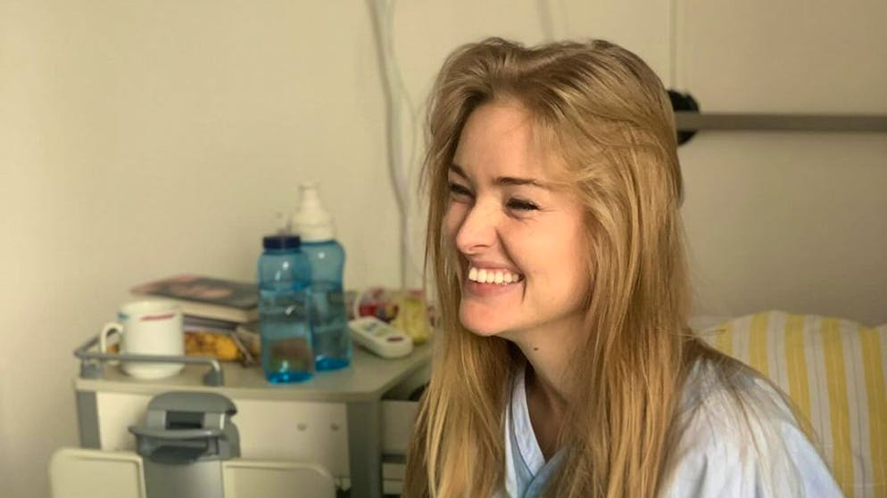 Erst vor wenigen Wochen berichtete Patrice Aminati, ihr Krebs habe in mehrere Organe gestreut. Jetzt gab ihr Ehemann ein Update: Die Metastasen sind zum Glück verschwunden.