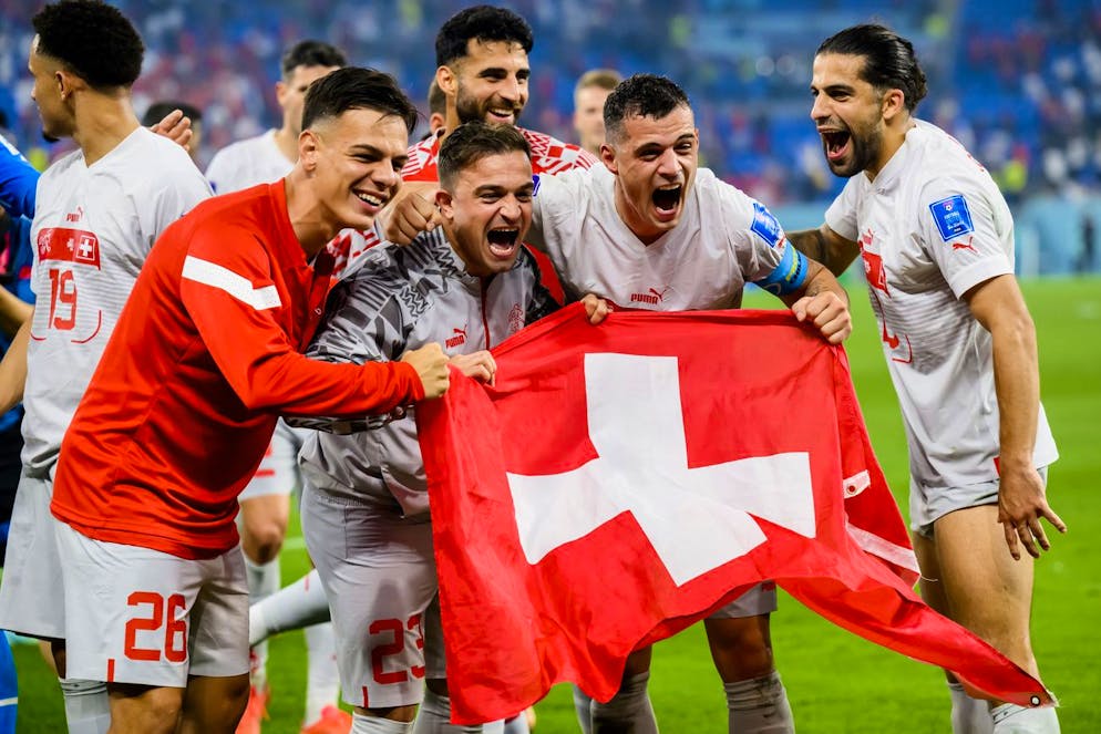 Schweizer Flagge statt Doppeladler: Shaqiri und Co. haben aus der Vergangenheit gelernt.