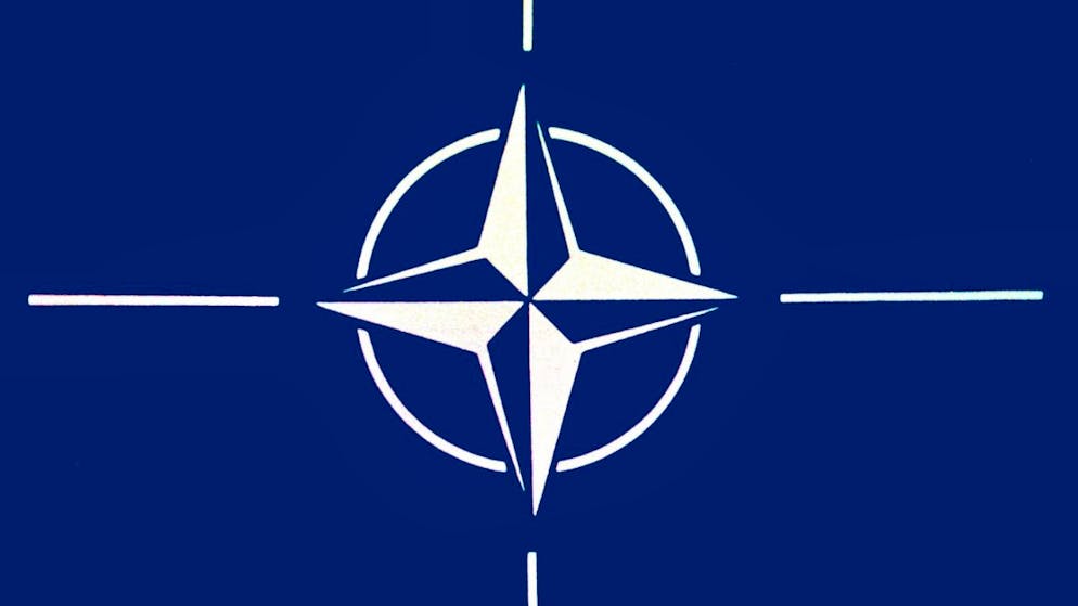 Nach New York und Wien hat das Verteidigungsbündnis Nato auch in Genf Fuss gefasst - an einem der vier Uno-Sitze weltweit. (Archivbild mit Nato-Emblem)
