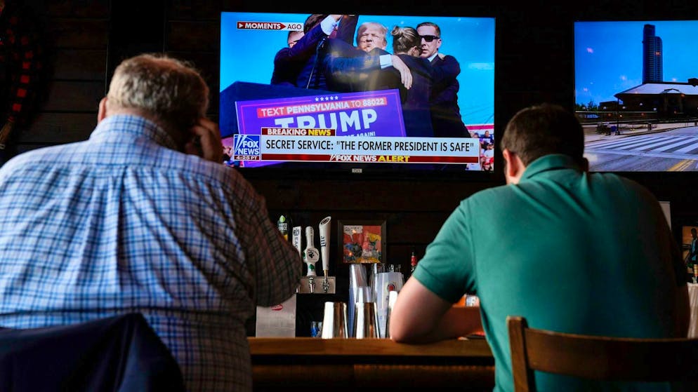 Trump before the election - What's happening at the Republican Party Convention - Gallery. In Milwaukee in the US state of Wisconsin, men in a bar watch the coverage of the assassination attempt on Donald Trump. Nearby, the Republican nominating convention begins on Monday.