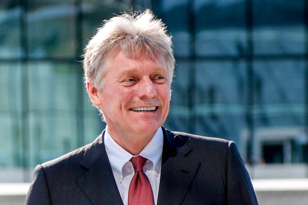 «Le premier sommet pour la paix n'était pas du tout un sommet pour la paix. Donc, visiblement, il faut d'abord comprendre ce qu'il (M. Zelensky) entend par là», a déclaré le porte-parole de la présidence russe, Dmitri Peskov, dans une interview à la chaîne Zvezda, diffusée mardi sur Telegram.