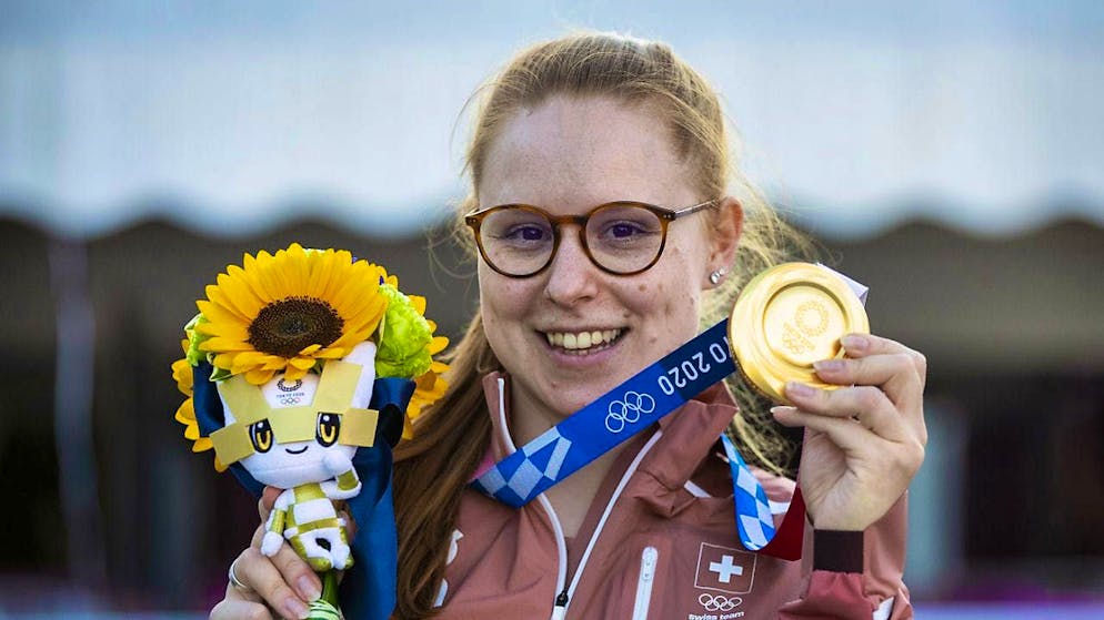 Medal hopes, baby break, mental crisis and viral alarm - Gallery. Shooter Nina Christen won gold and bronze in Tokyo and is once again among the medal contenders